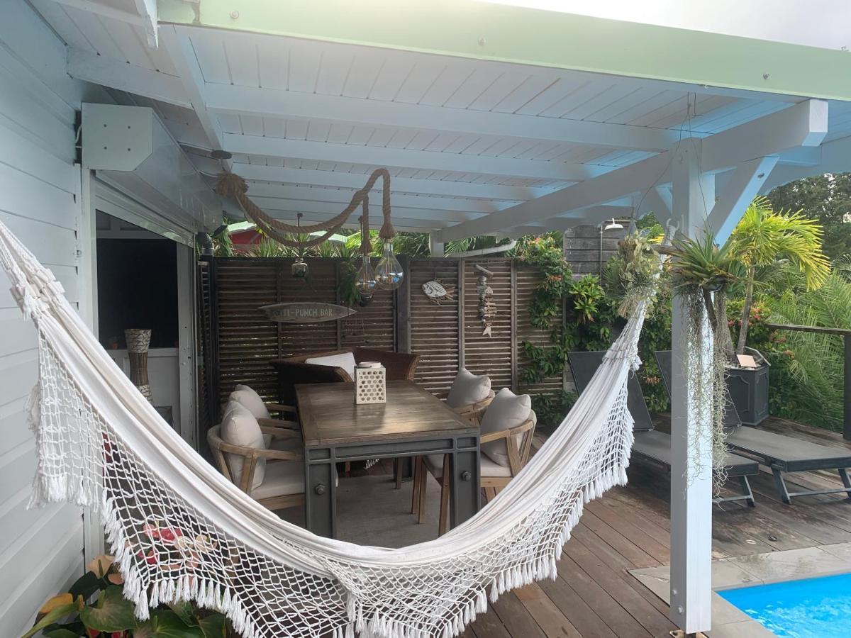 Villa Pelican Lodge Десе Екстер'єр фото